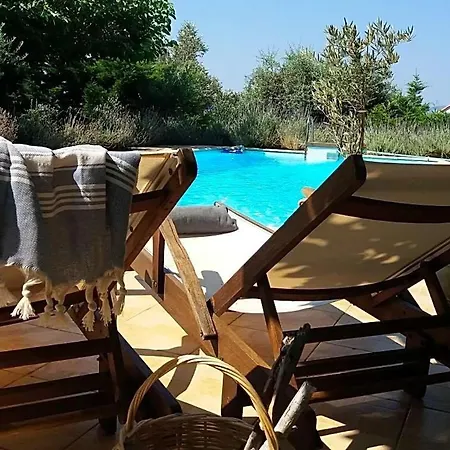 Sleeps 7 Pool Air Con Wifi